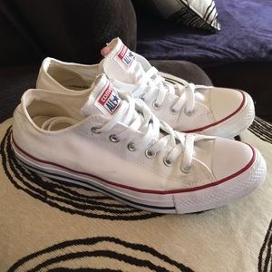 White converse- women’s 9